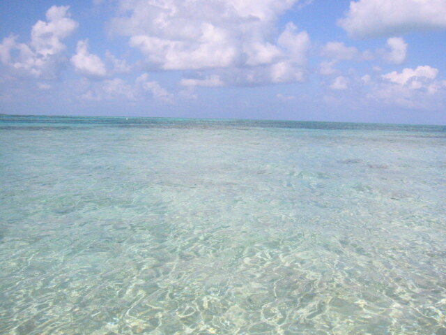블루홀(BLUE HOLE) 이미지